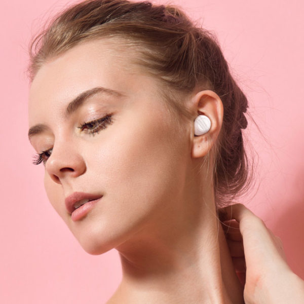 Wireless Earbuds W1 White - Image 2